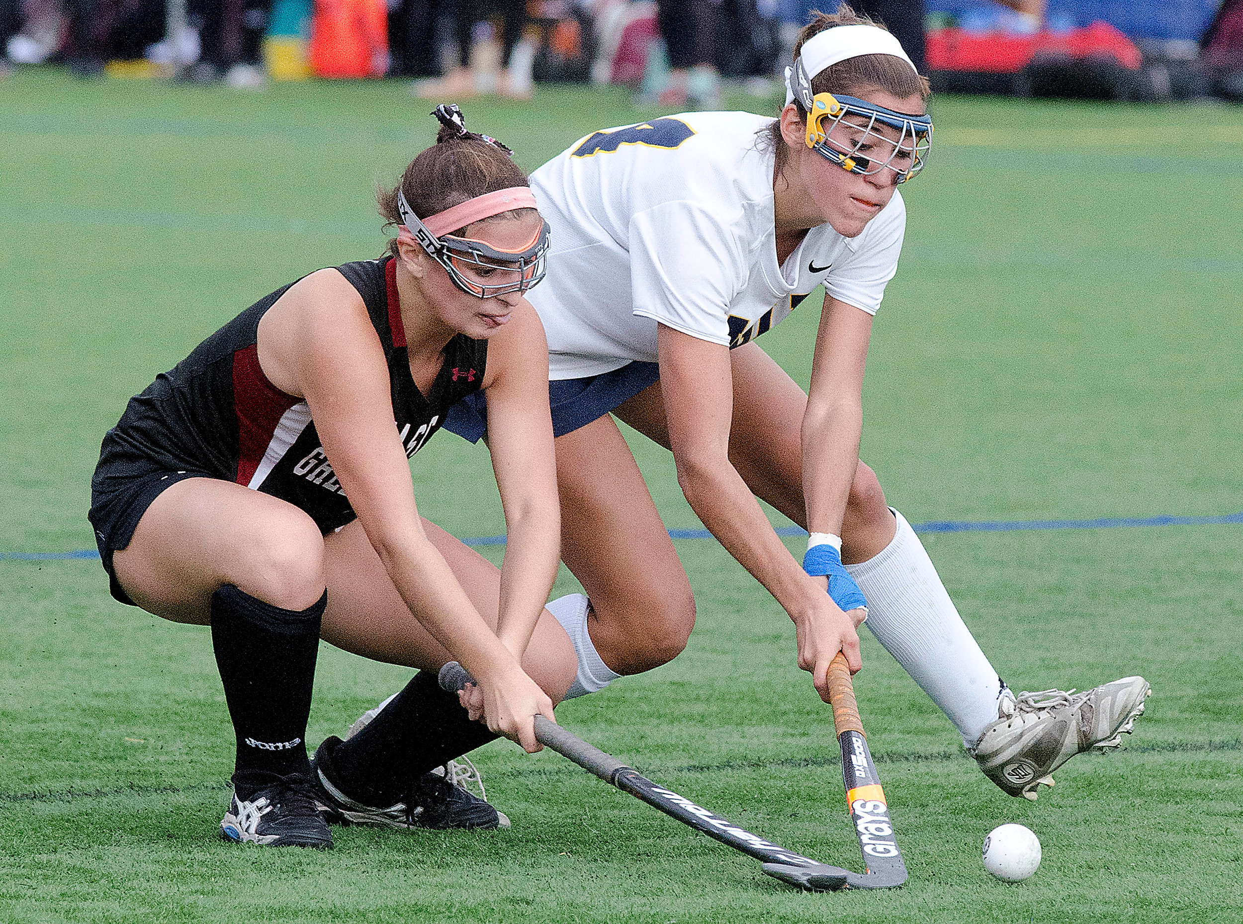 Lily Gagliano makes a play on the ball.