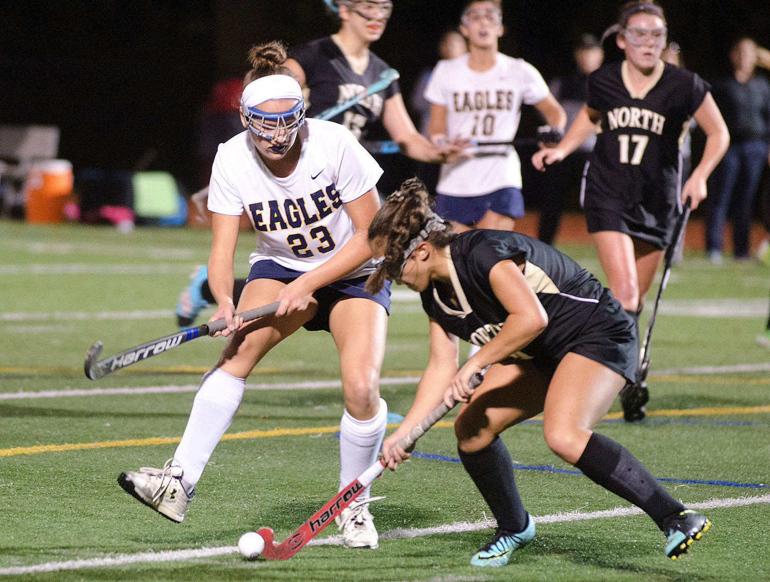 Elizabeth Lewis fights for the ball during the second half.